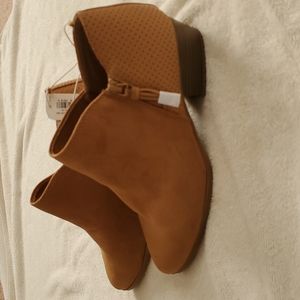 Old Navy Booties